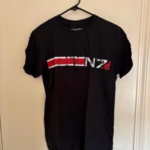 Men’s M Black N7 Mass Effect Tee Shirt